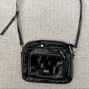 Badgley Mischka messenger style crossbody bag